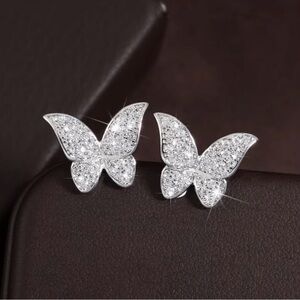 💎4/$20💎Silver Butterfly Earrings